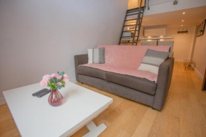 Гостиница Le Duplex  Версаль